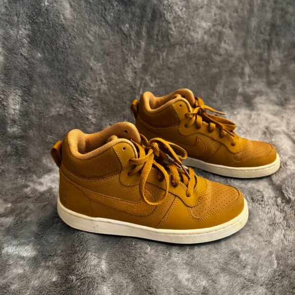 Nike Boys Court Borough Wheat Gold Tan Brown Lace Up Sneaker Shoes Size 3.5Y - Picture 4 of 14